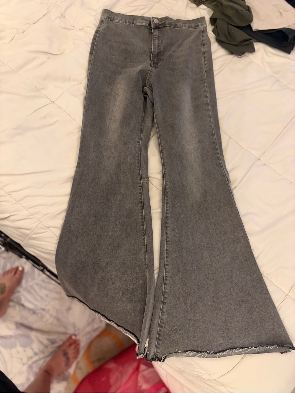 1.4.3. Story by Line Up Gray Flared Wide-Leg Jeans